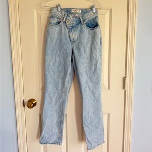 Abercrombie curve straight jeans